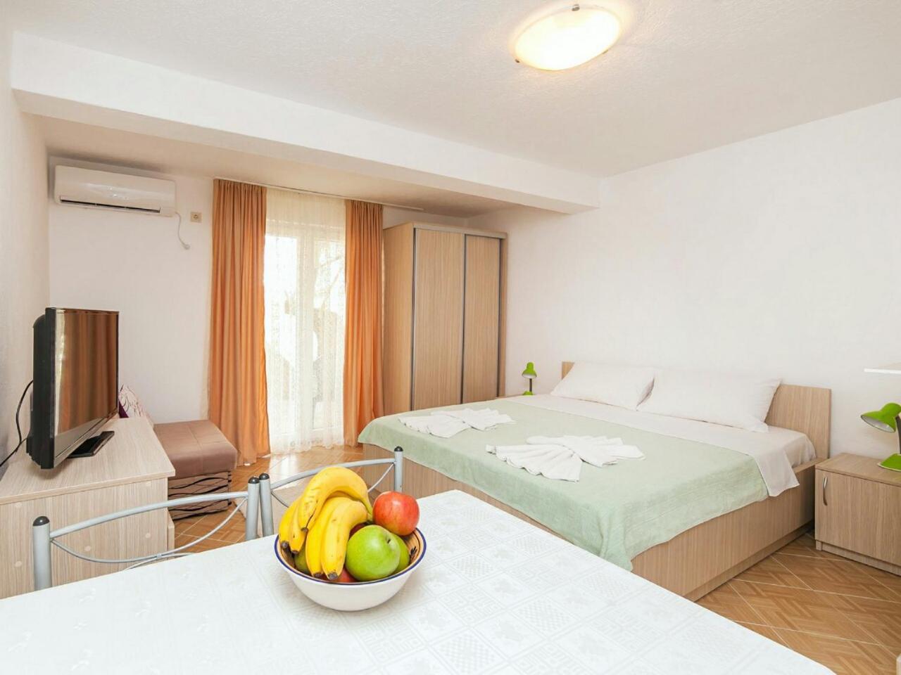 Hana Accommodation Sveti Stefan Bagian luar foto
