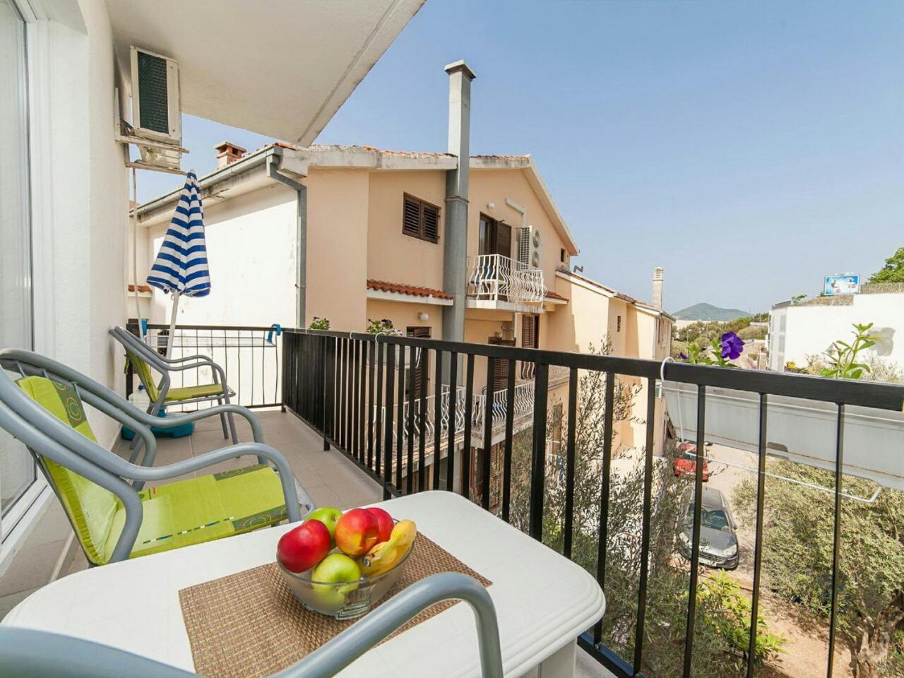 Hana Accommodation Sveti Stefan Bagian luar foto